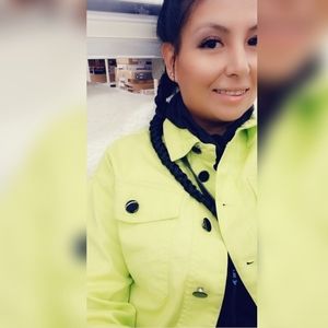 Meet your Posher, Gina